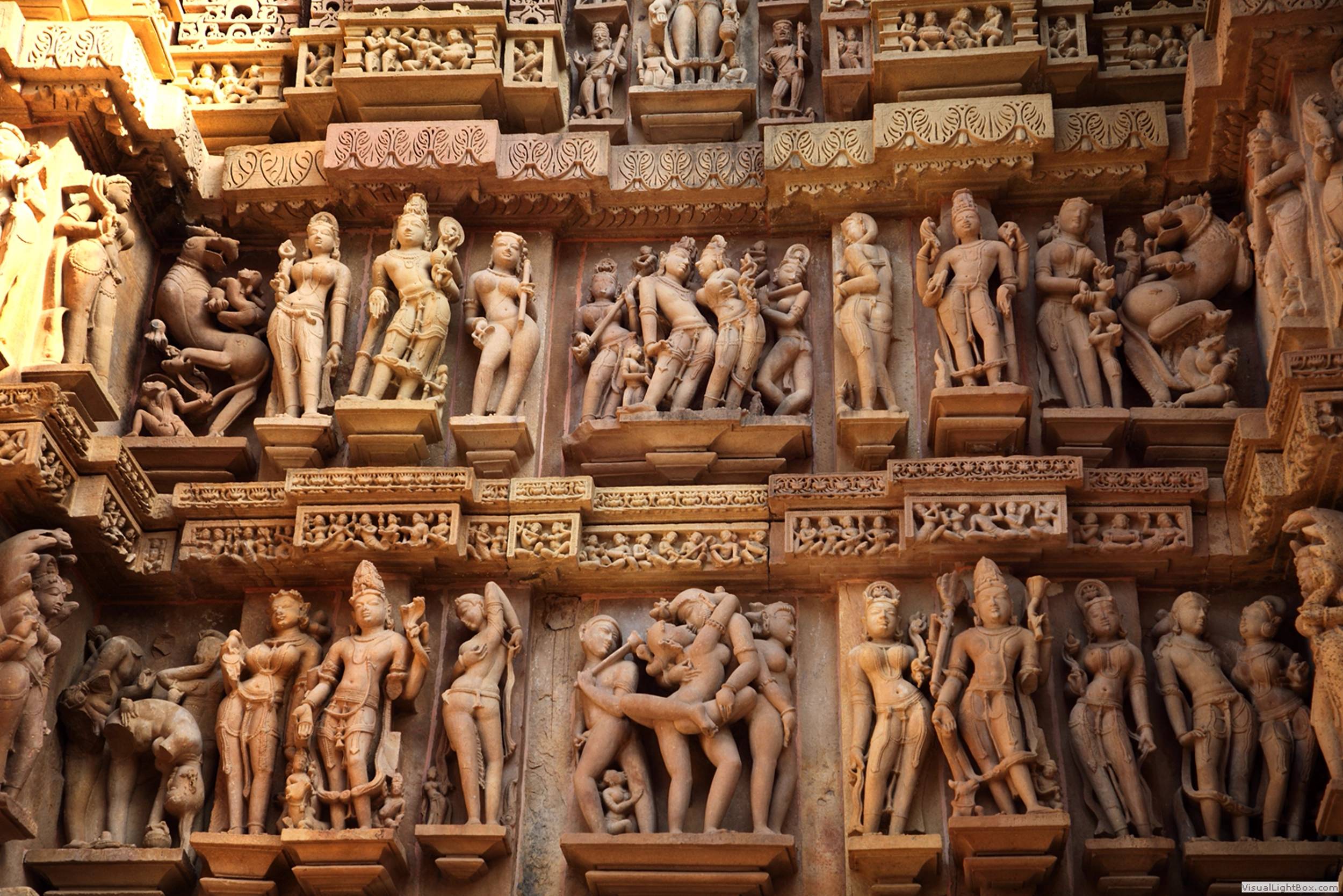 Foto La seconda parte del
                        viaggio tra Jaipur, Fatehpur sikri, Agra, Horchha e Khajurao