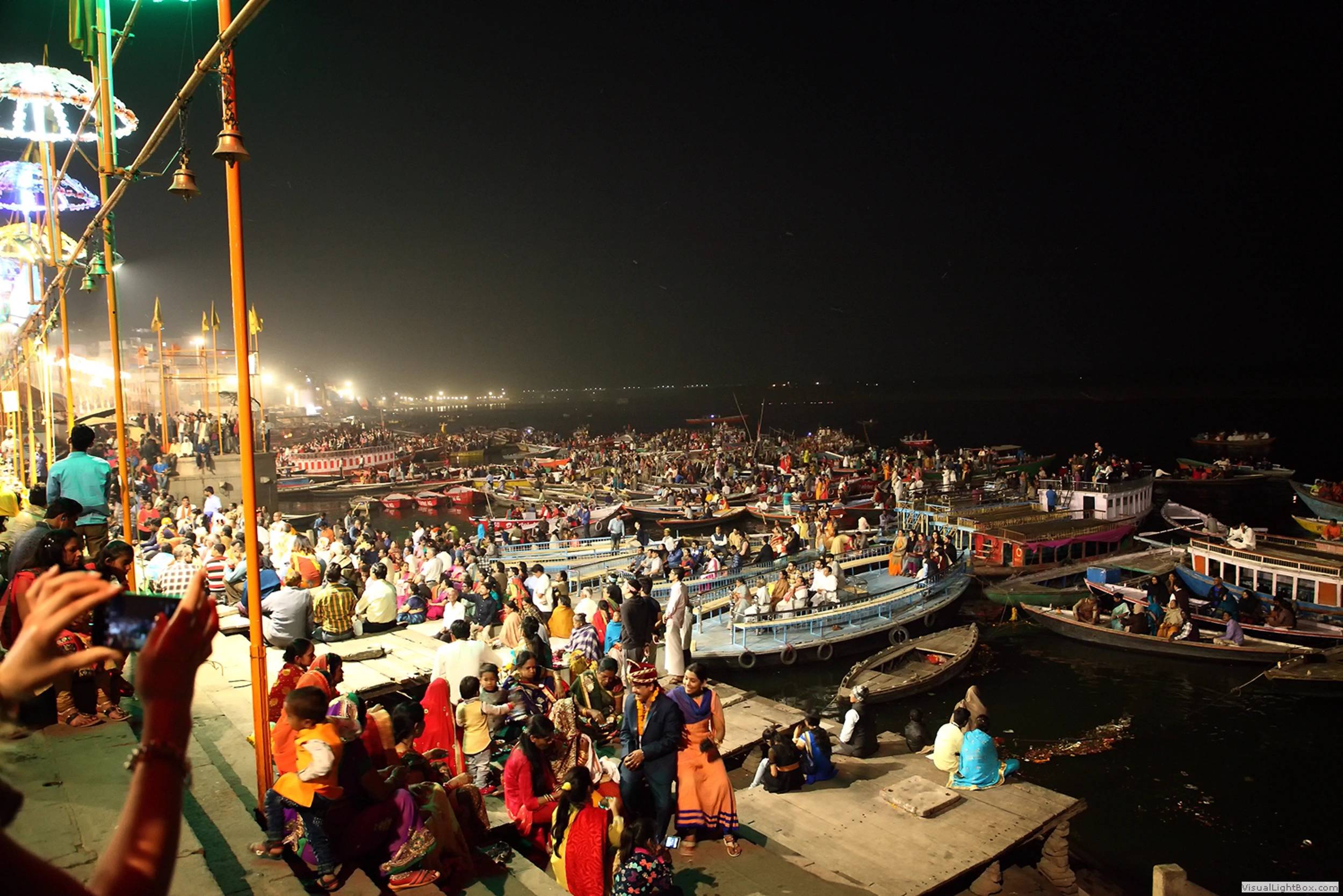 Foto Varanasi - Dal tramonto
                        all'alba