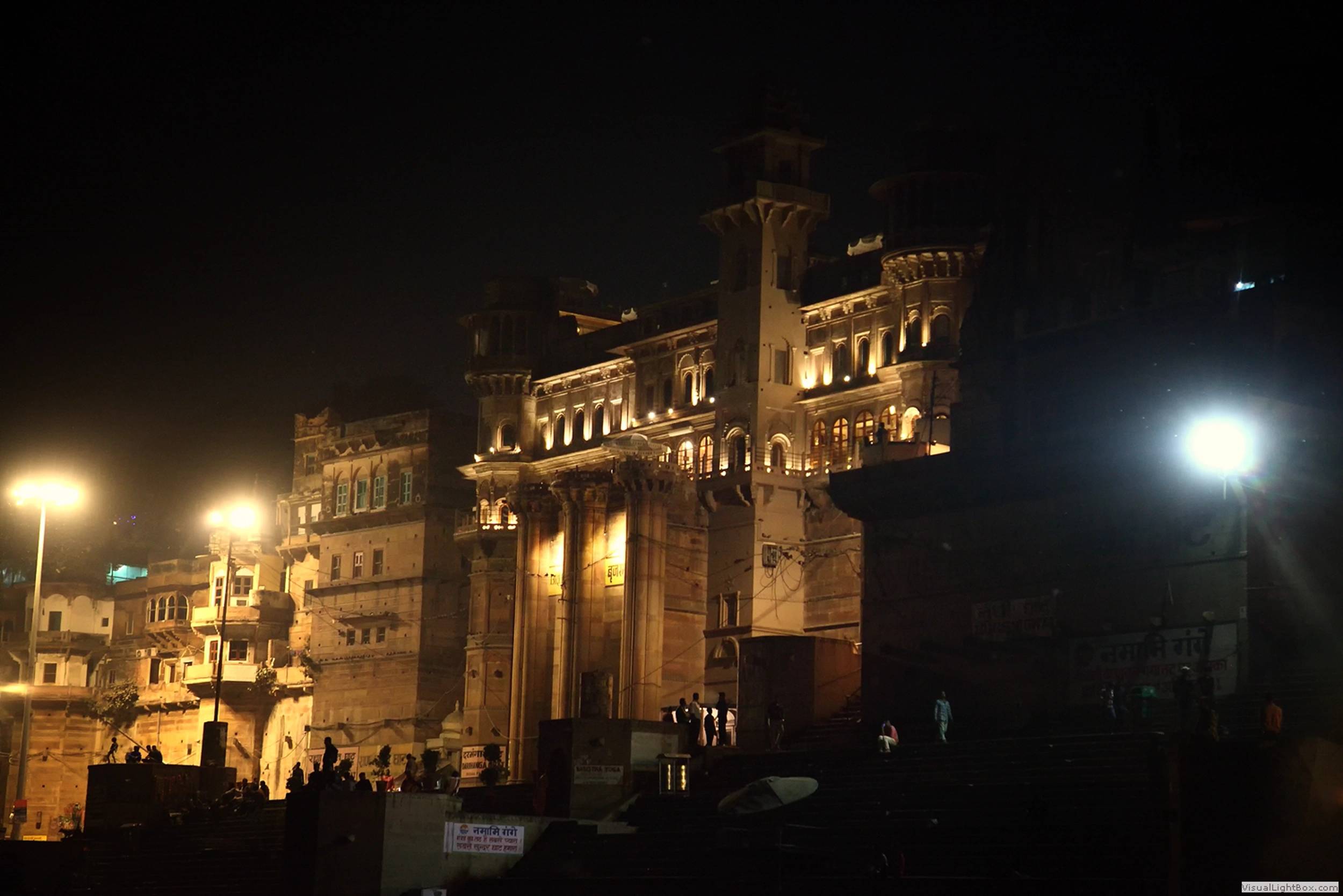 Foto Varanasi - Dal tramonto
                        all'alba