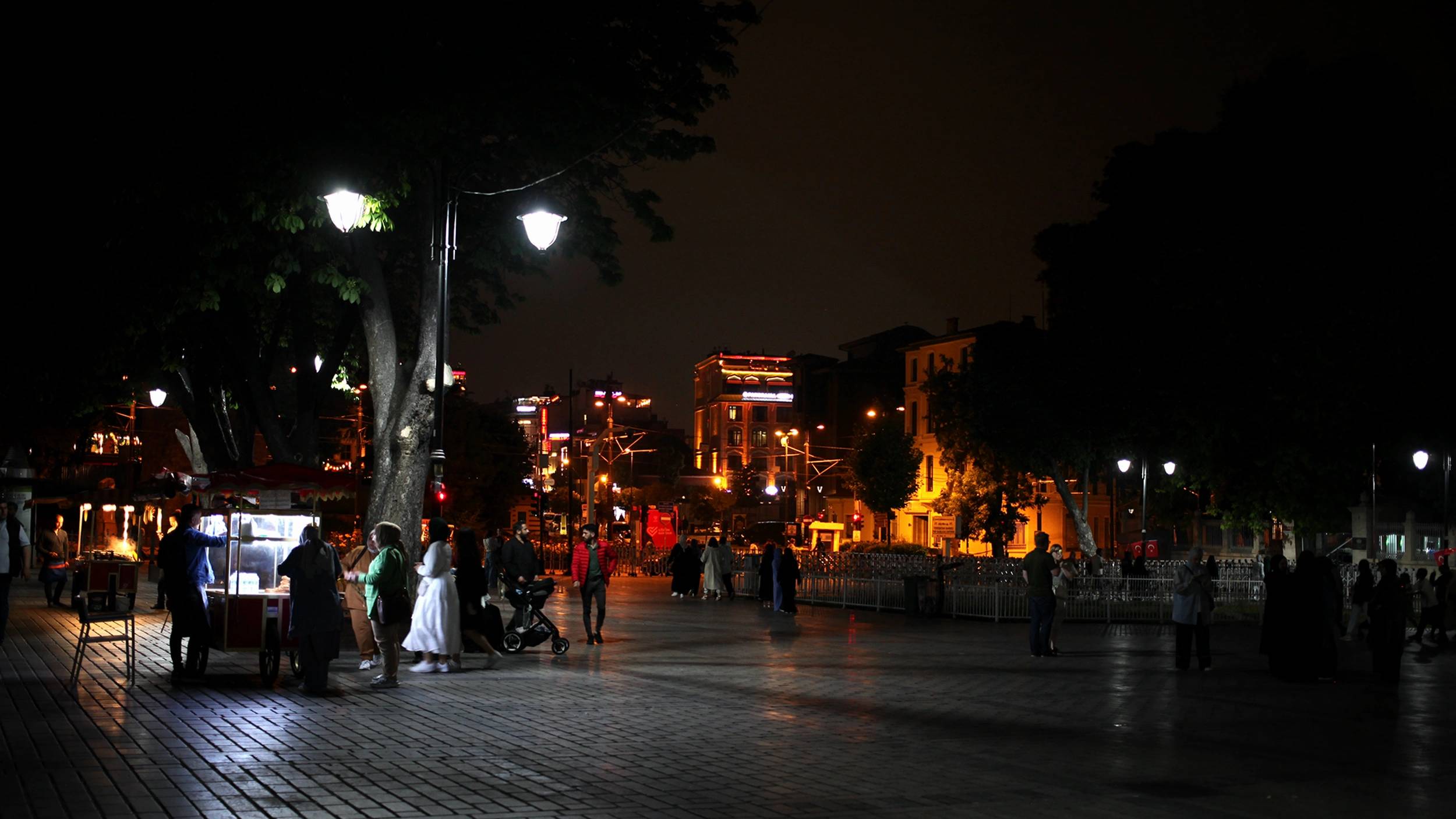 Foto Istanbul by
                        night