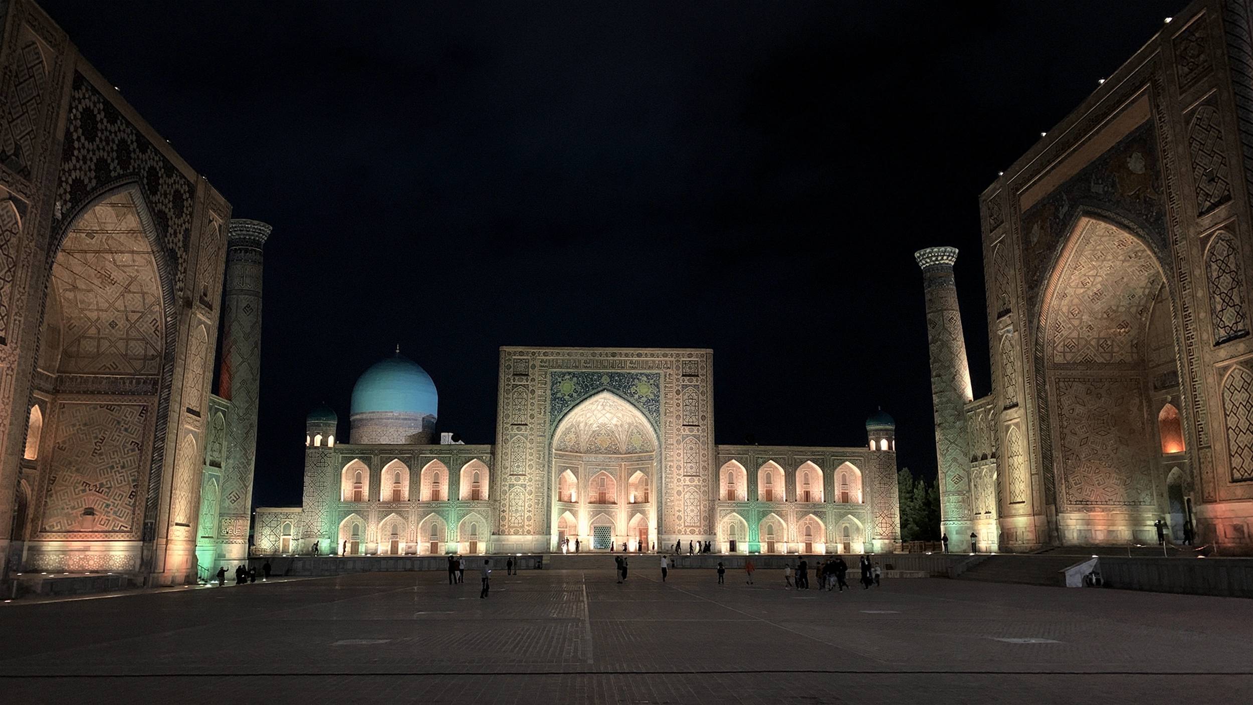 Foto Tashkent e
                        Samarcanda
